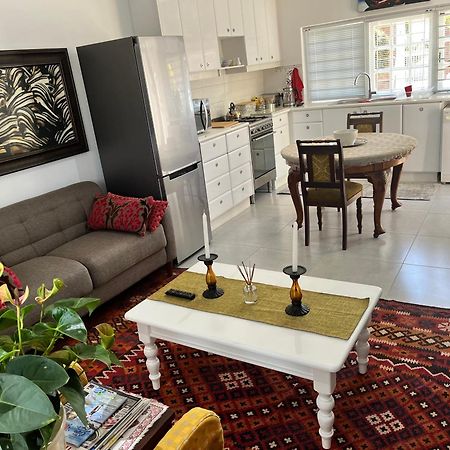 Somerset West Garden Apartments 2 Eksteriør billede